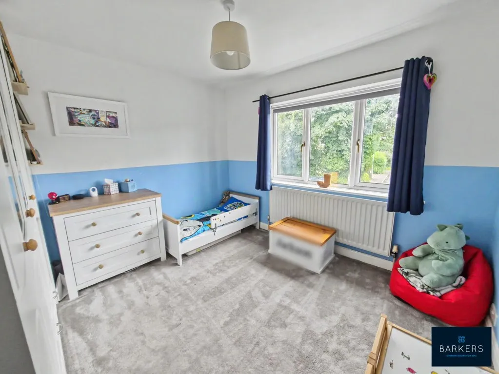 Moorlands Road, Birkenshaw BD11 2BP, photo 10
