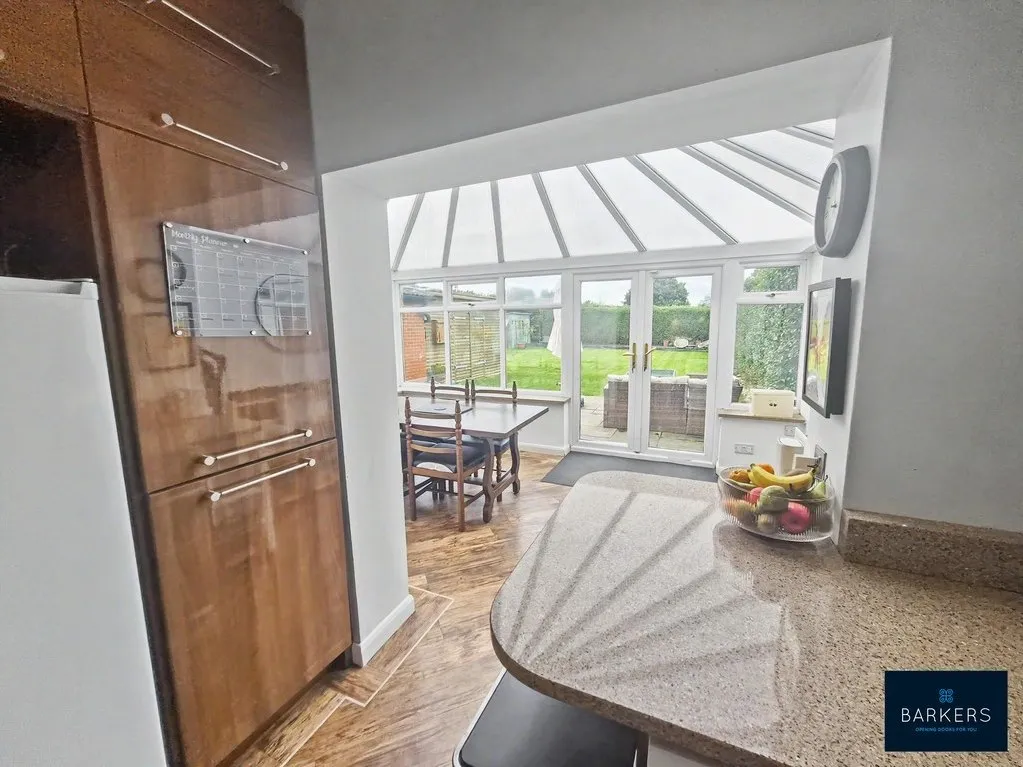 Moorlands Road, Birkenshaw BD11 2BP, photo 17