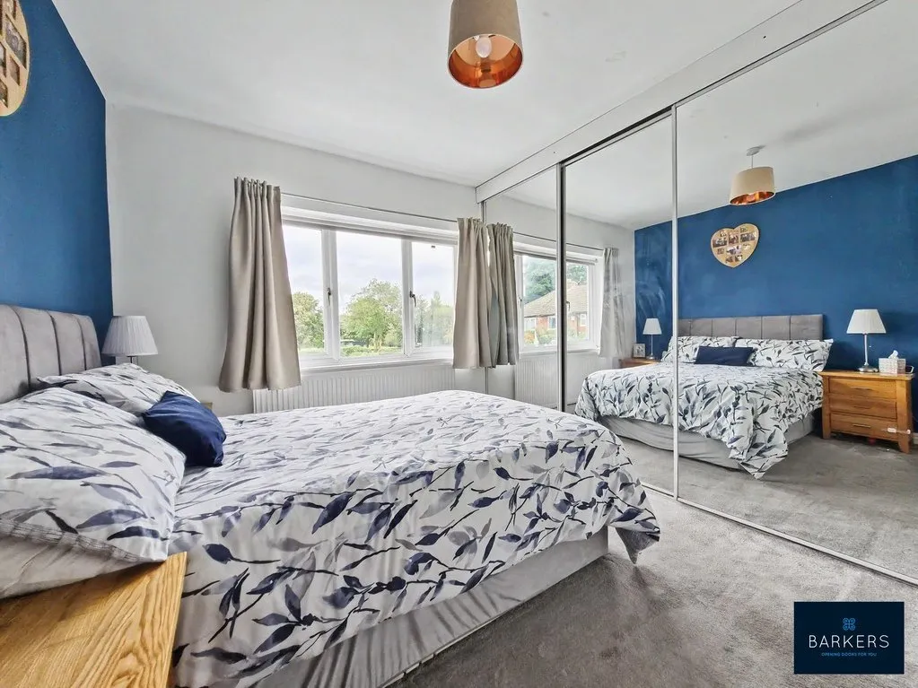 Moorlands Road, Birkenshaw BD11 2BP, photo 9