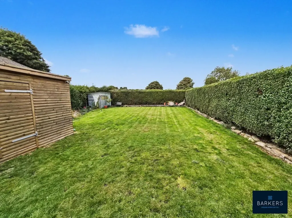 Moorlands Road, Birkenshaw BD11 2BP, photo 15