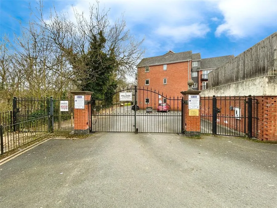 Mill Street, Evesham, WR11, photo 14