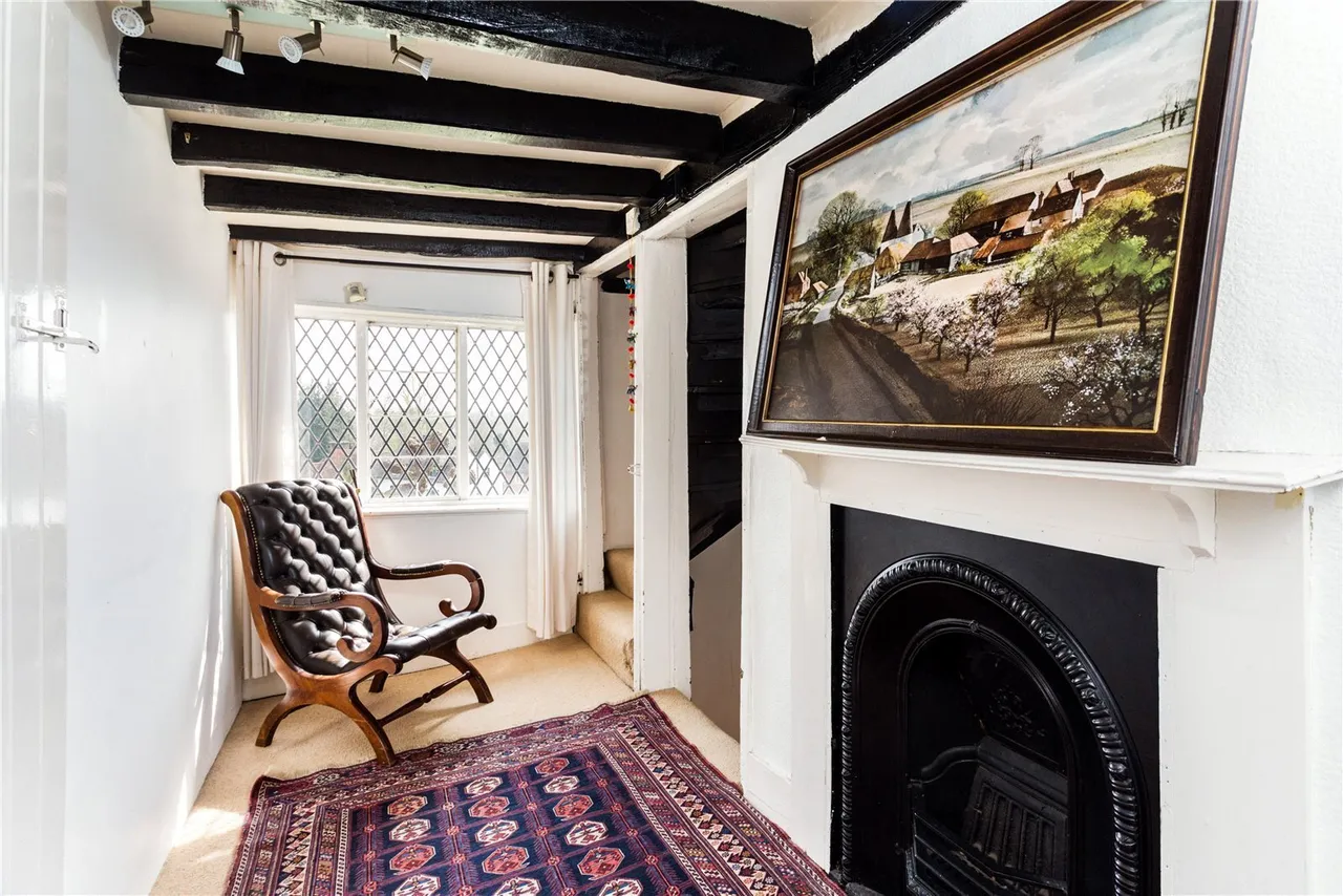 The Green, Groombridge, TN3, photo 8