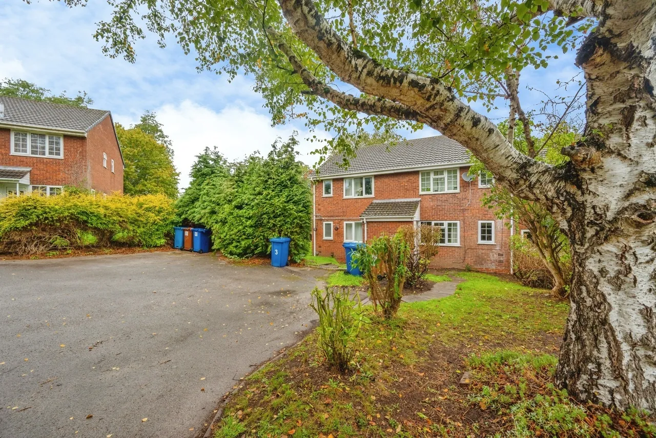 Maybank Close, Lichfield, WS14, photo 16