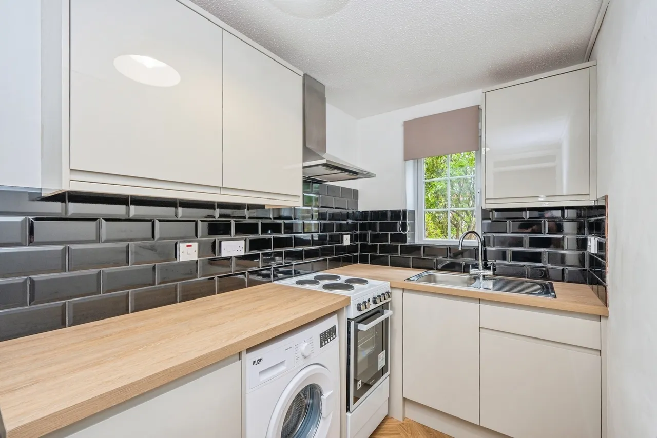 Maybank Close, Lichfield, WS14, photo 7