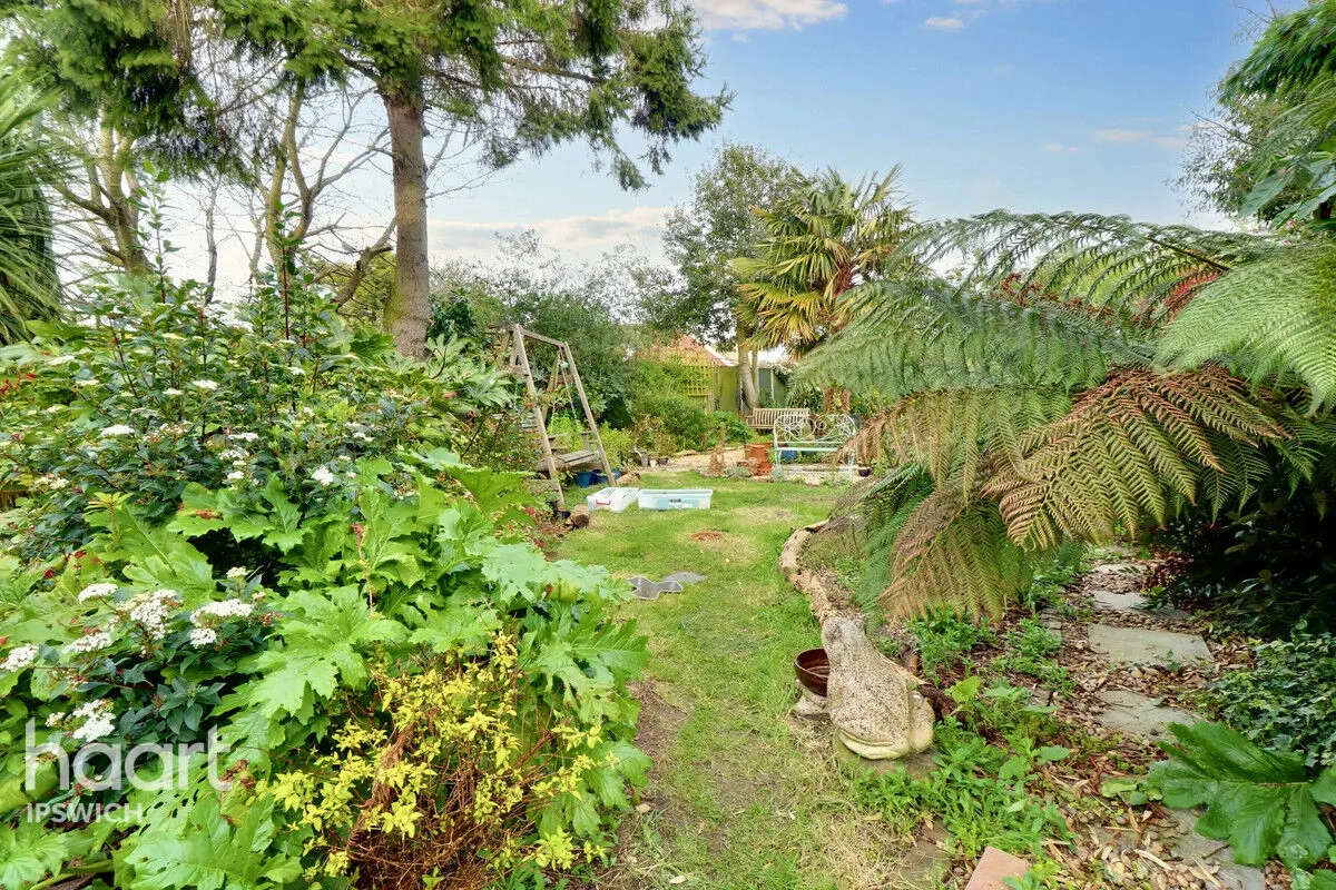 Old Kirton Road, Felixstowe, IP11, photo 25