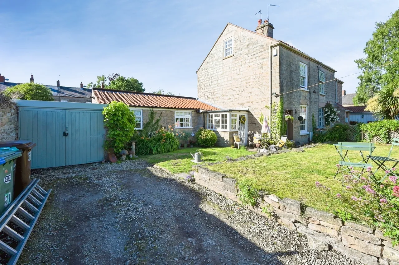 3 bed house for sale — Albert Street, Mansfield Woodhouse, Mansfield, Nottinghamshire, NG19