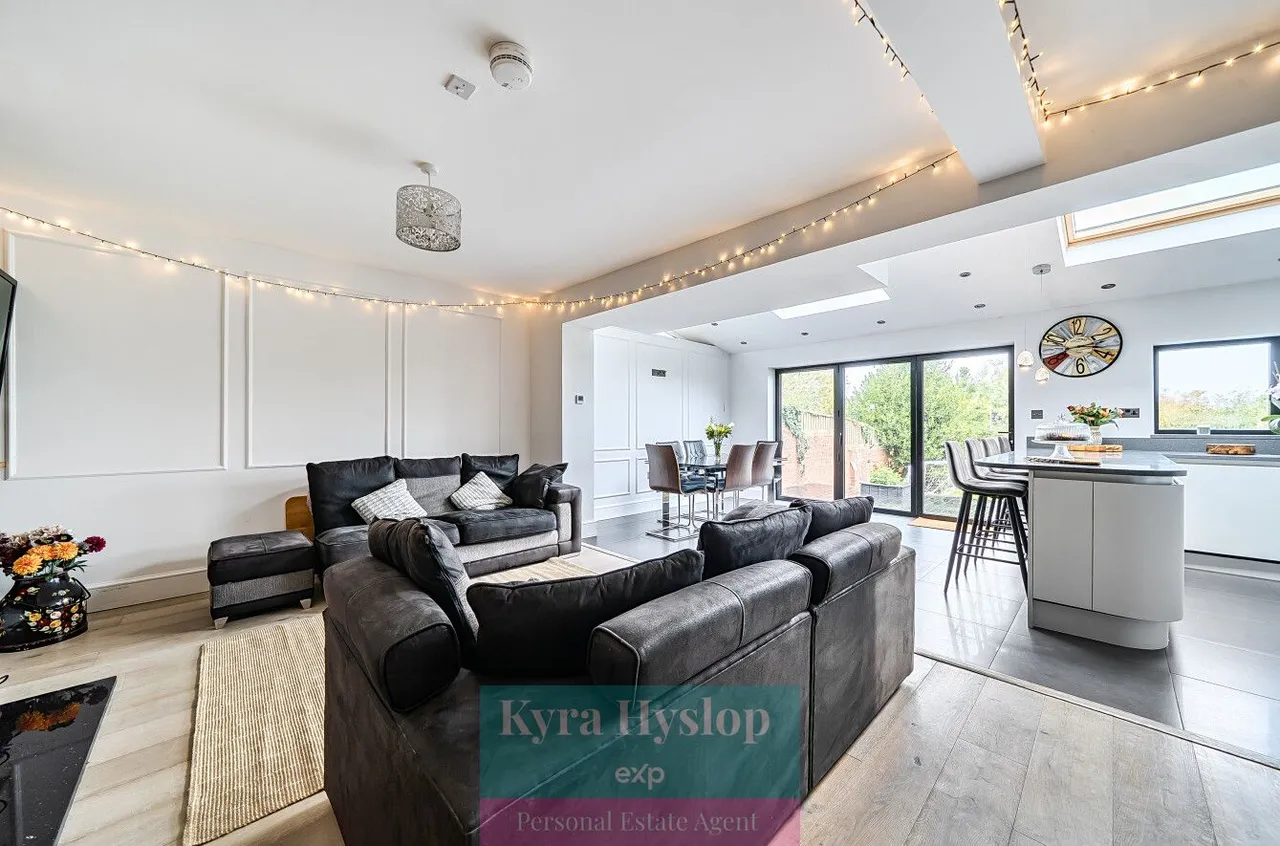 Endsleigh Crescent, Blackhorse, EX5, photo 24