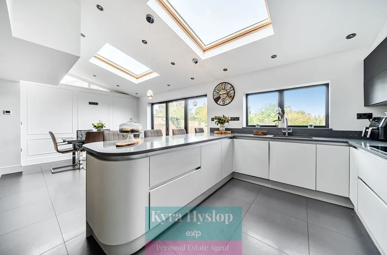 Endsleigh Crescent, Blackhorse, EX5, photo 26