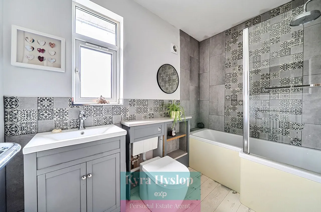 Endsleigh Crescent, Blackhorse, EX5, photo 21