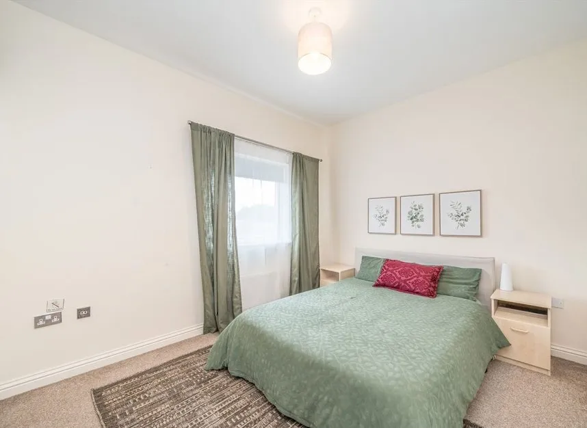 White Lodge Close, Isleworth, TW7, photo 4