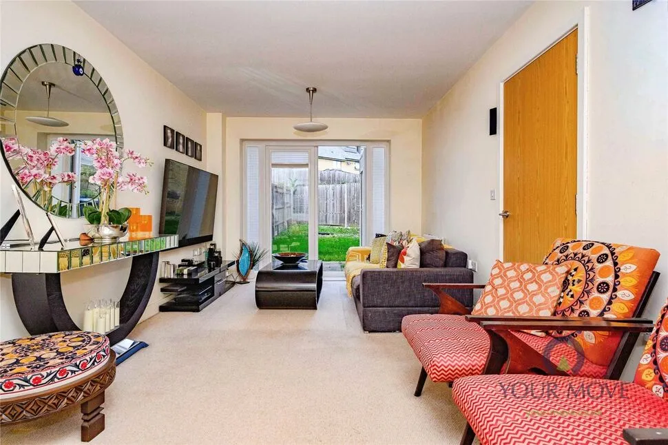 Kingcup Avenue, Hemel Hempstead, HP2, photo 2