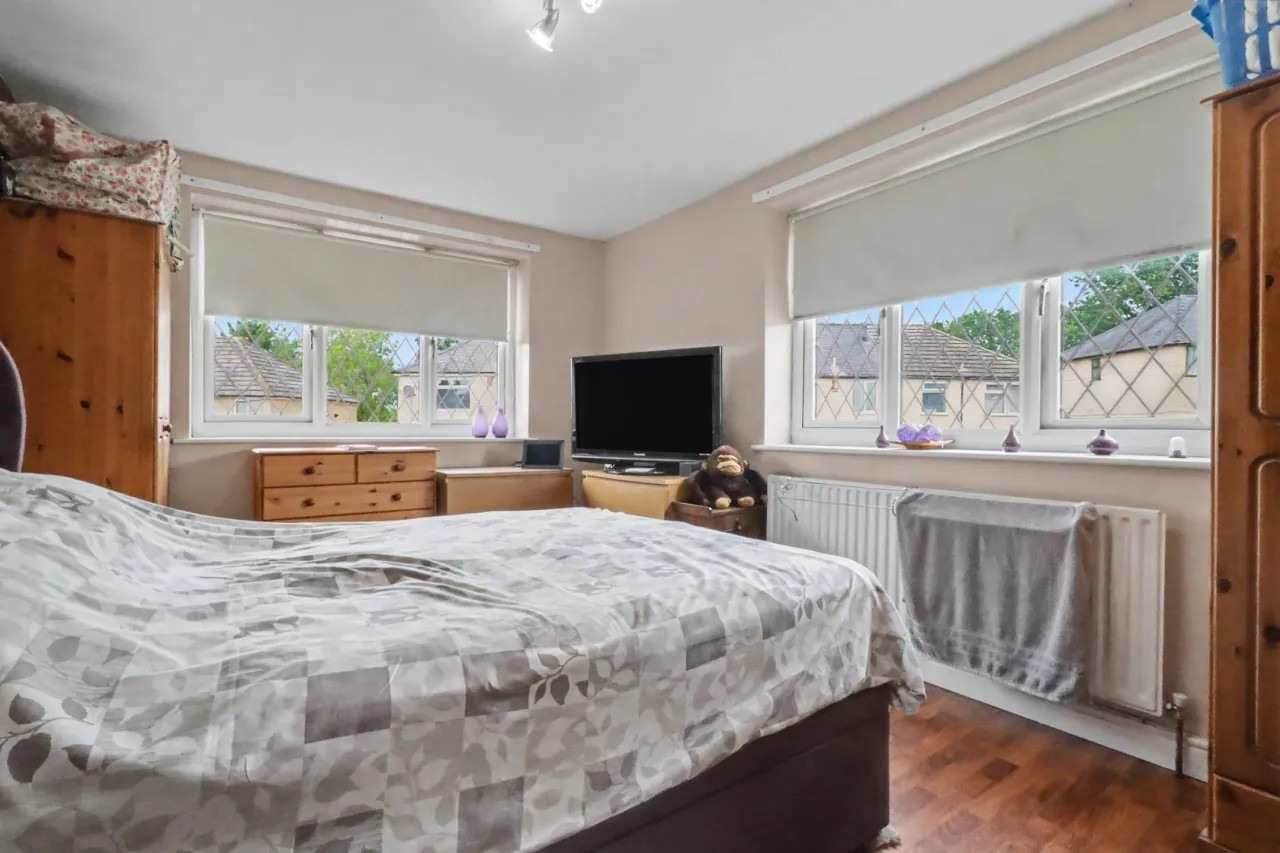 Vaudrey Crescent, Congleton, photo 15