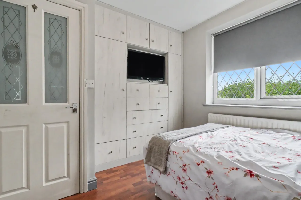 Vaudrey Crescent, Congleton, photo 18