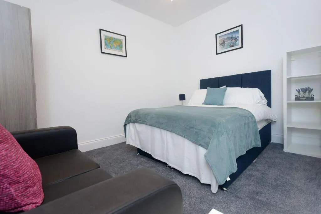 Coldcotes Avenue, LEEDS, photo 5