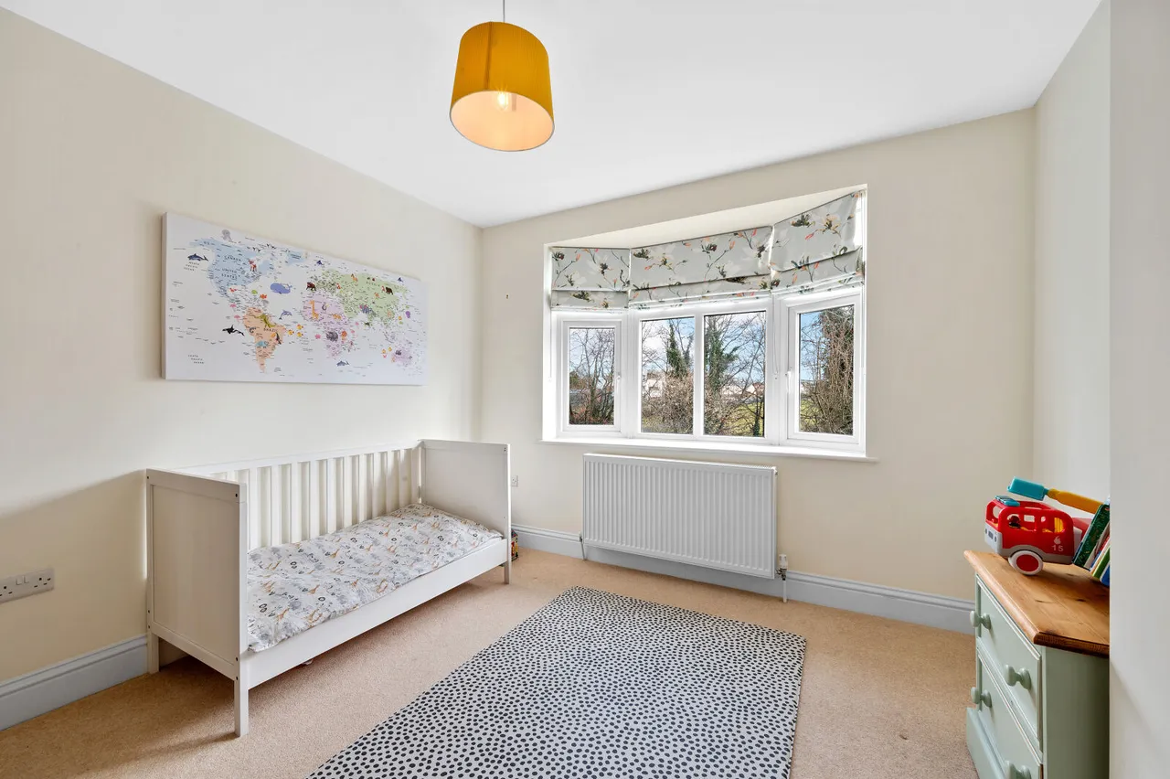 Westway, London, SW20, photo 8