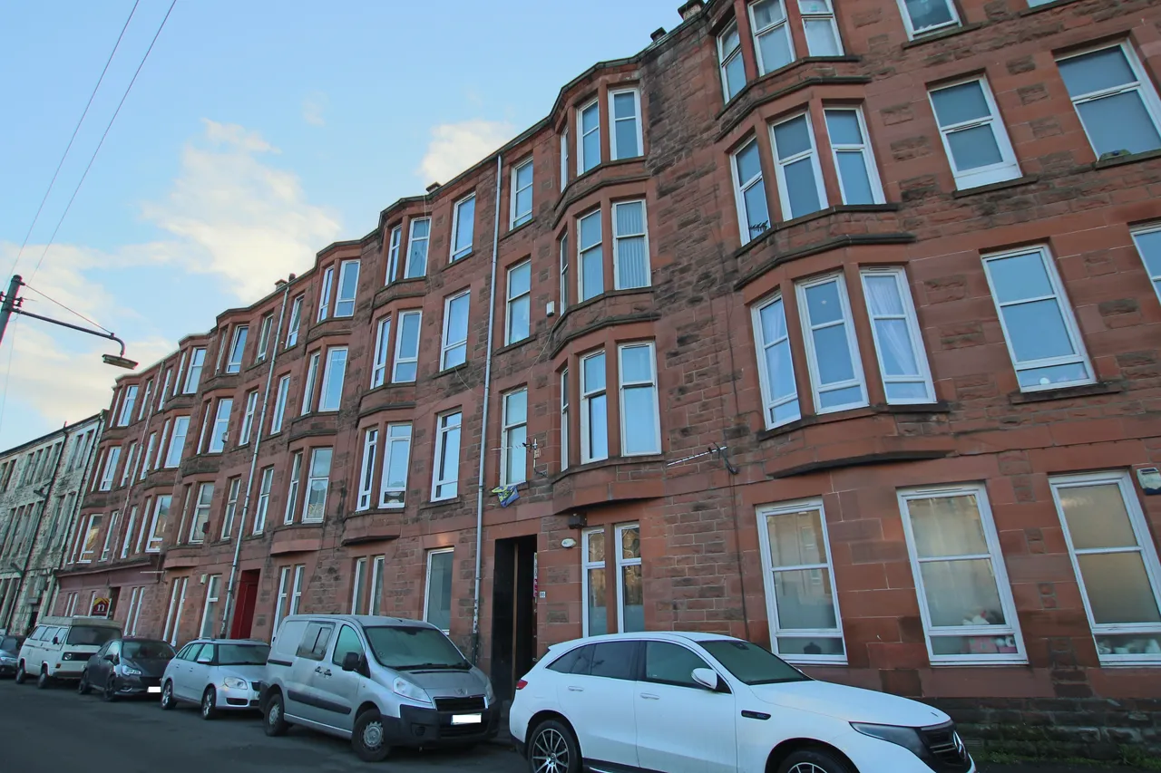 1 bed flat to rent, Torrisdale Street, Queens Park, G42