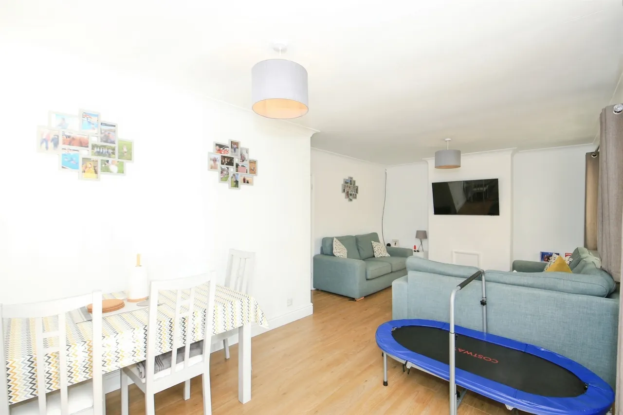 Newcastle Drive, Orton Longueville, PE2, photo 4