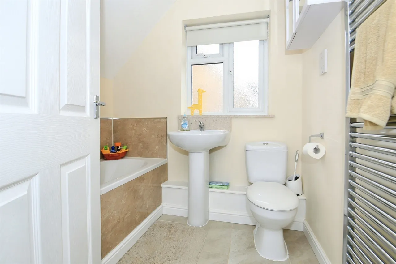 Newcastle Drive, Orton Longueville, PE2, photo 13