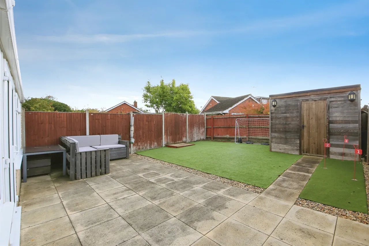 Newcastle Drive, Orton Longueville, PE2, photo 15