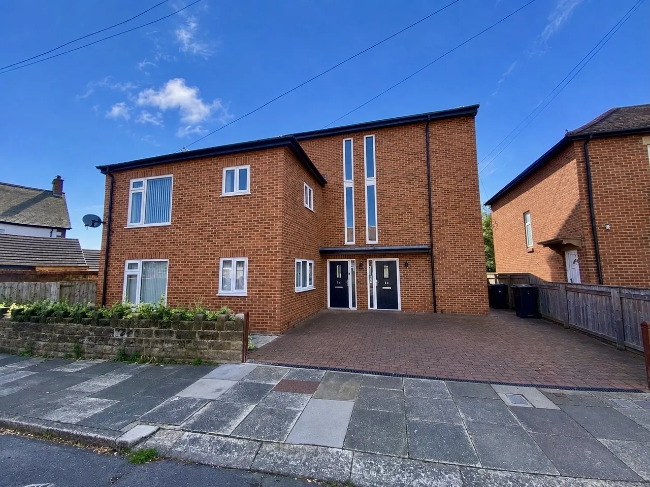 2 bed flat to rent — Balkwell Avenue, North Shields