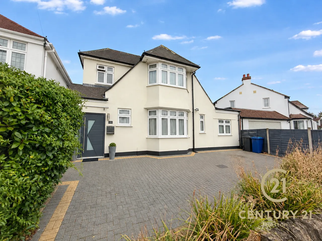 4 bed property for sale, Minterne Avenue, Southall, UB2