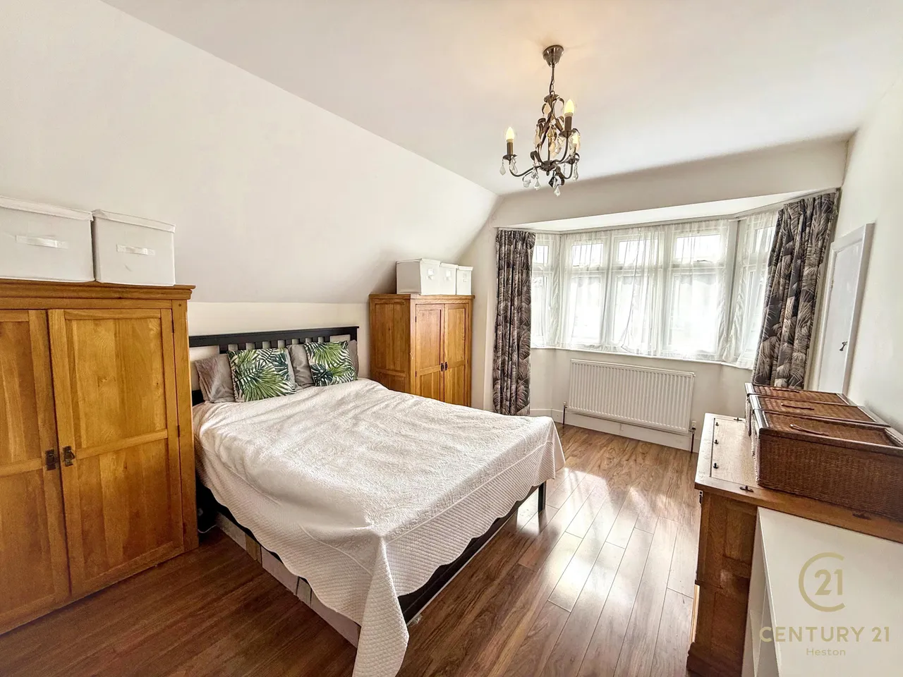 Minterne Avenue, Southall, UB2, photo 11