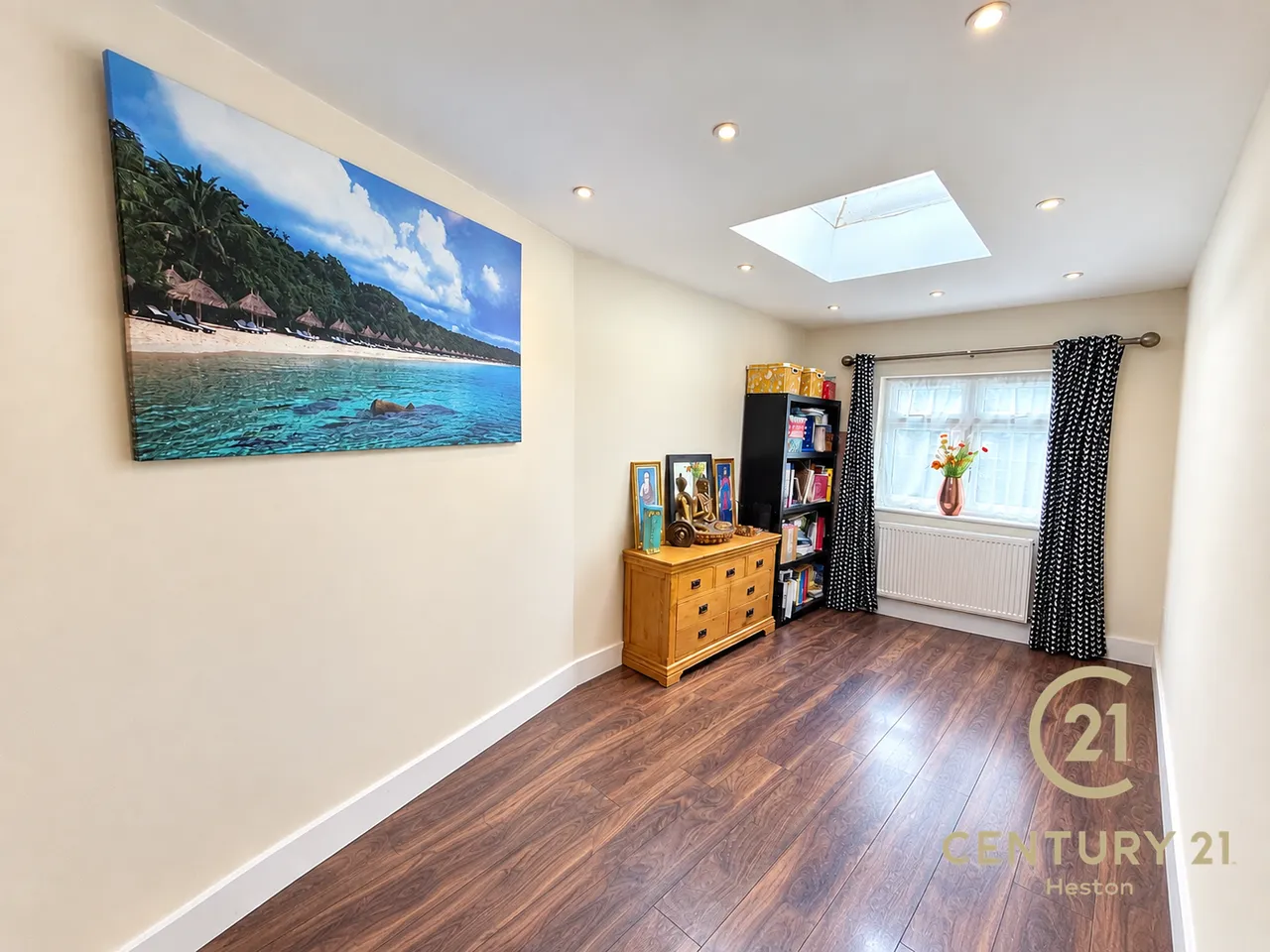 Minterne Avenue, Southall, UB2, photo 18