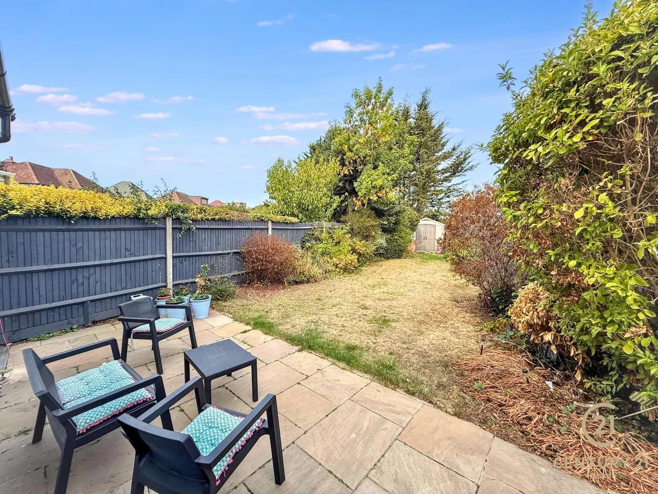 Minterne Avenue, Southall, UB2, photo 19