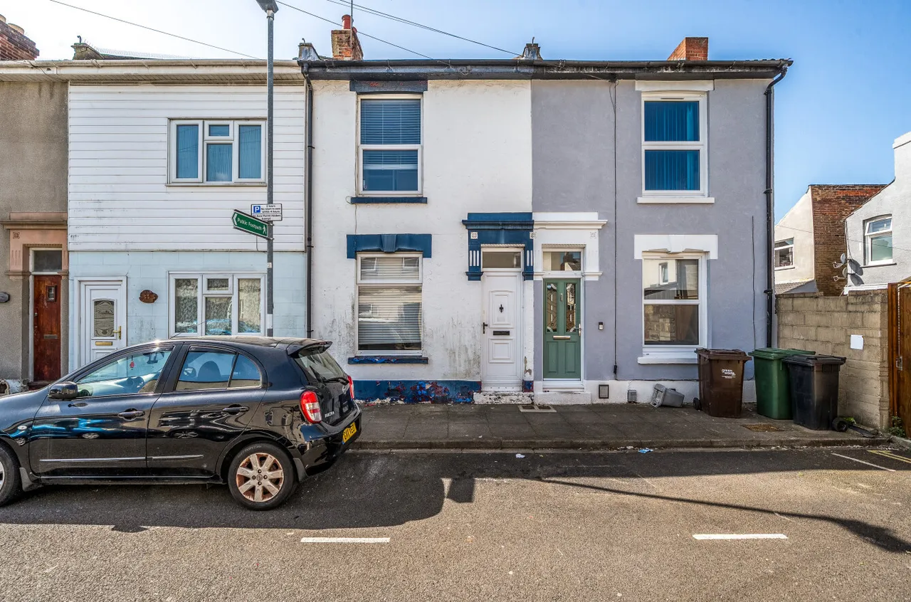 2 bed house for sale, Lower Brookfield Road, Portsmouth, PO1