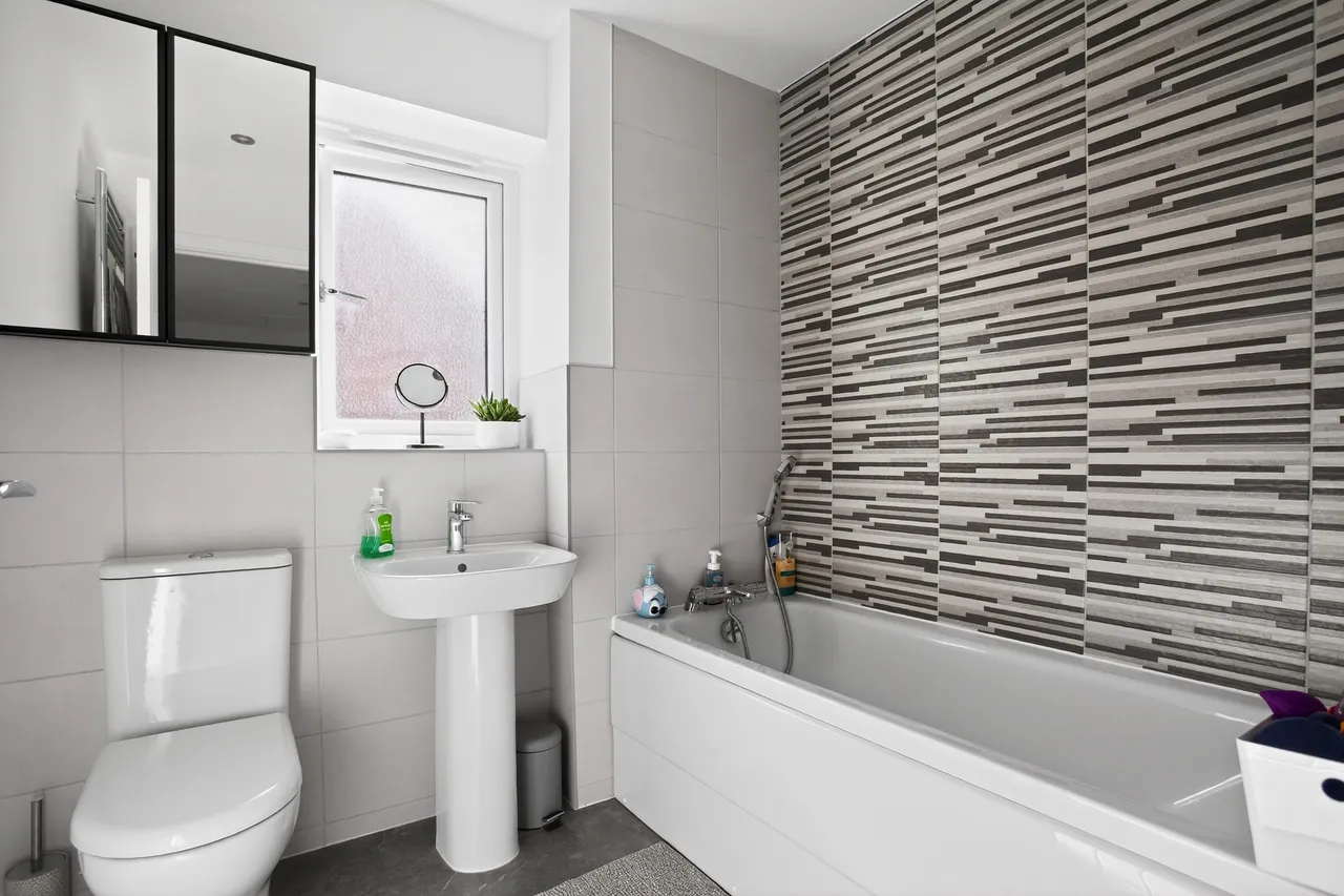 Moorthorpe Way, Sheffield, photo 11