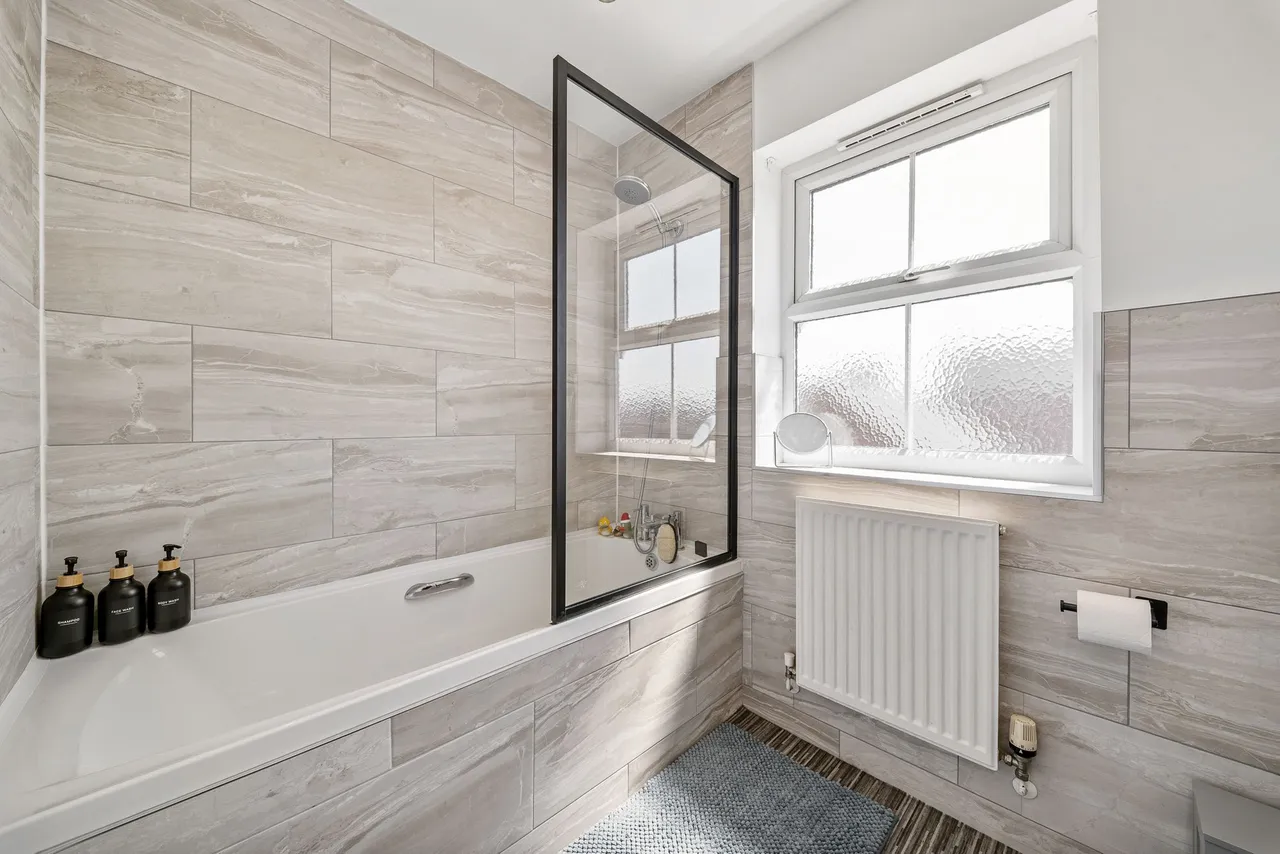 Applewood Grove, Halewood, Liverpool, Liverpool, L26 6BR, photo 32