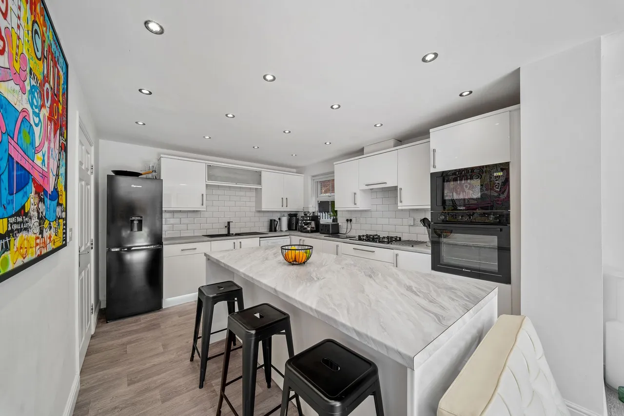 Applewood Grove, Halewood, Liverpool, Liverpool, L26 6BR, photo 4