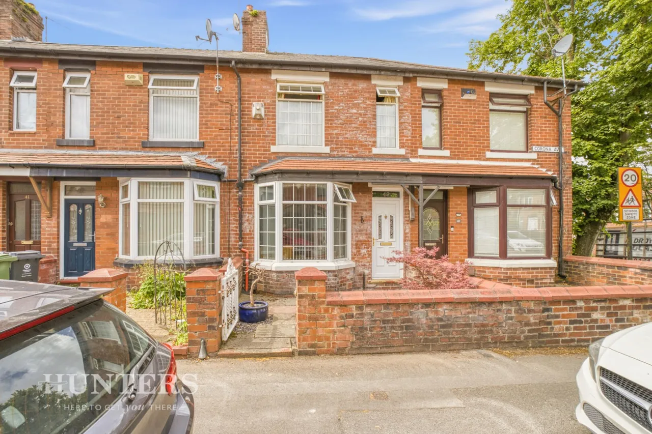 2 bed house for sale — Corona Avenue, Oldham