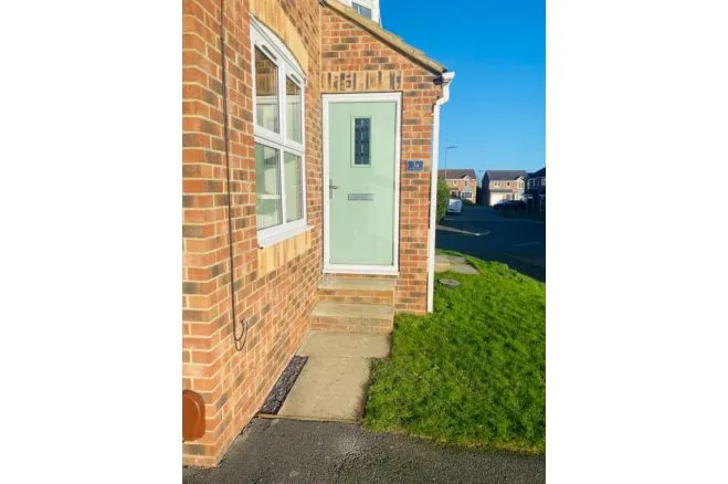 Park Close, Wakefield, photo 2