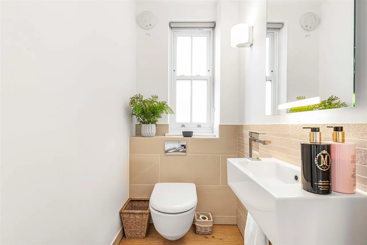 Charles Street, Barnes, SW13, photo 8