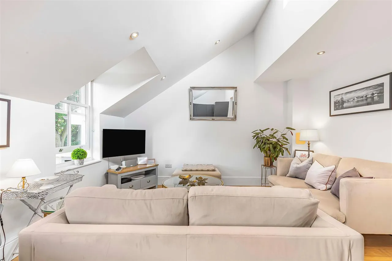 Charles Street, Barnes, SW13, photo 5
