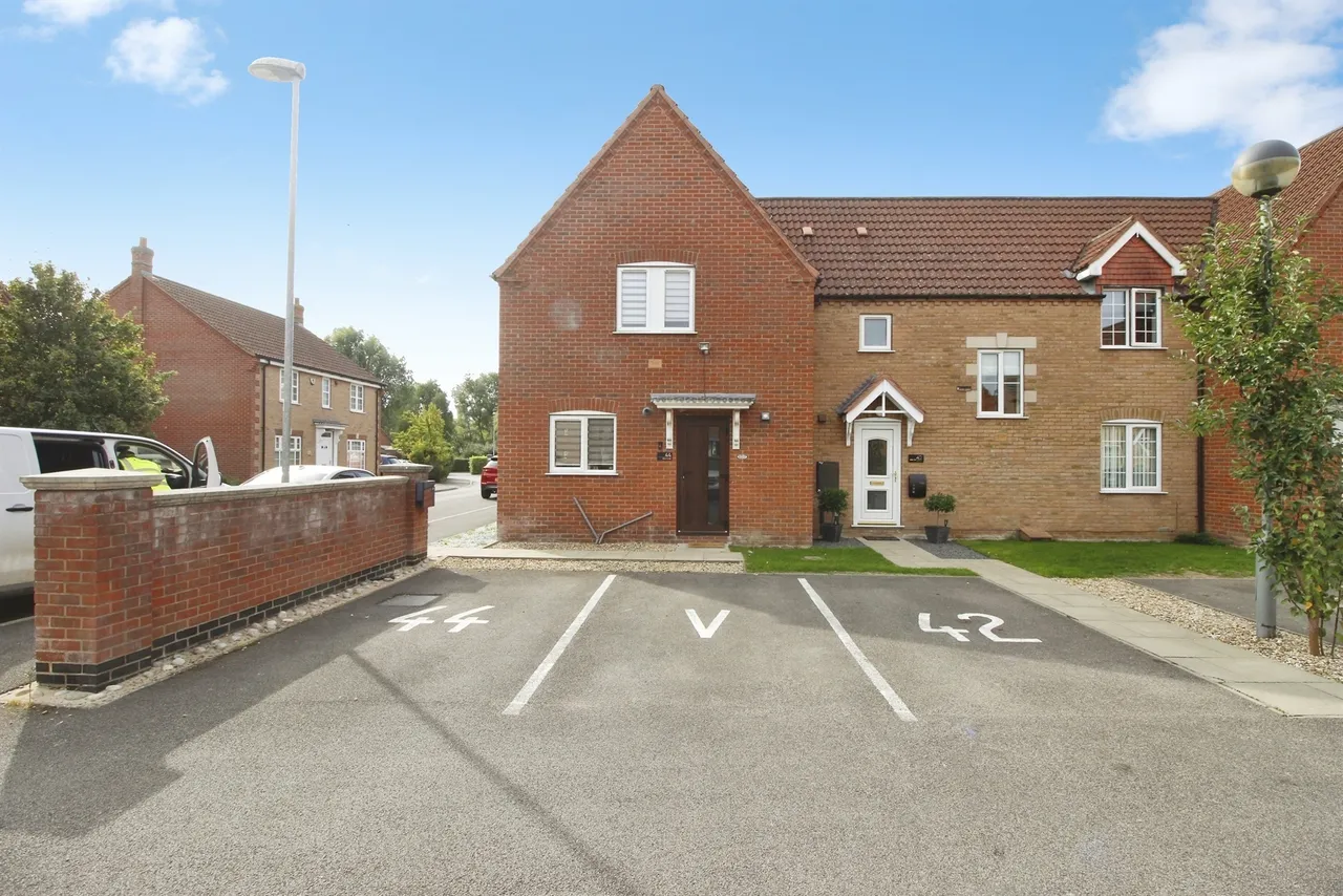 3 bed house for sale, Westside, Spalding, PE11
