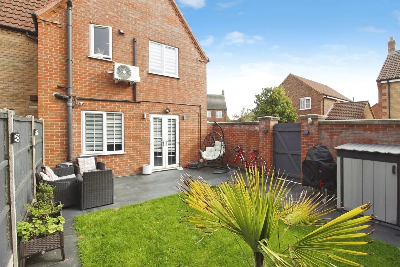 Westside, Spalding, PE11, photo 13