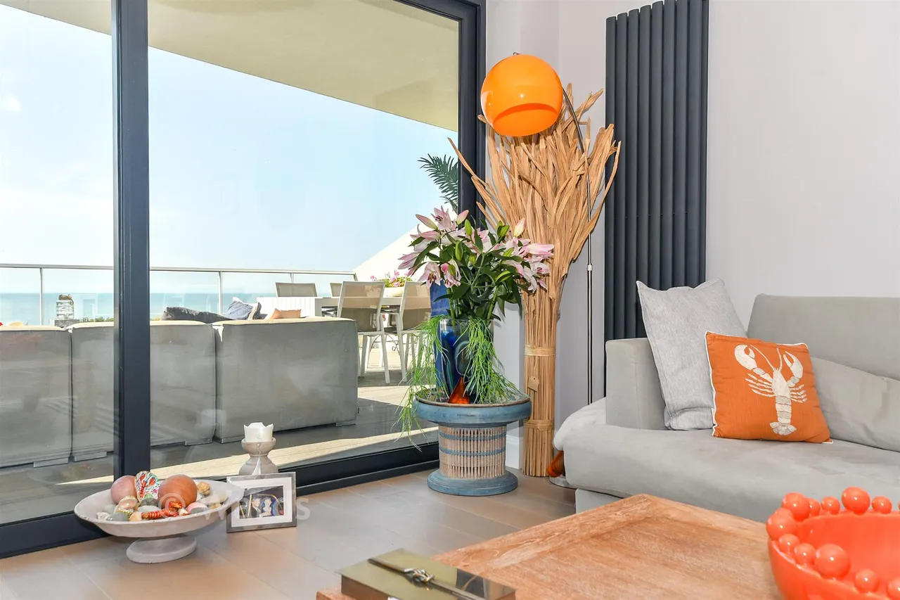 Seabrook Road, Hythe, CT21, photo 4