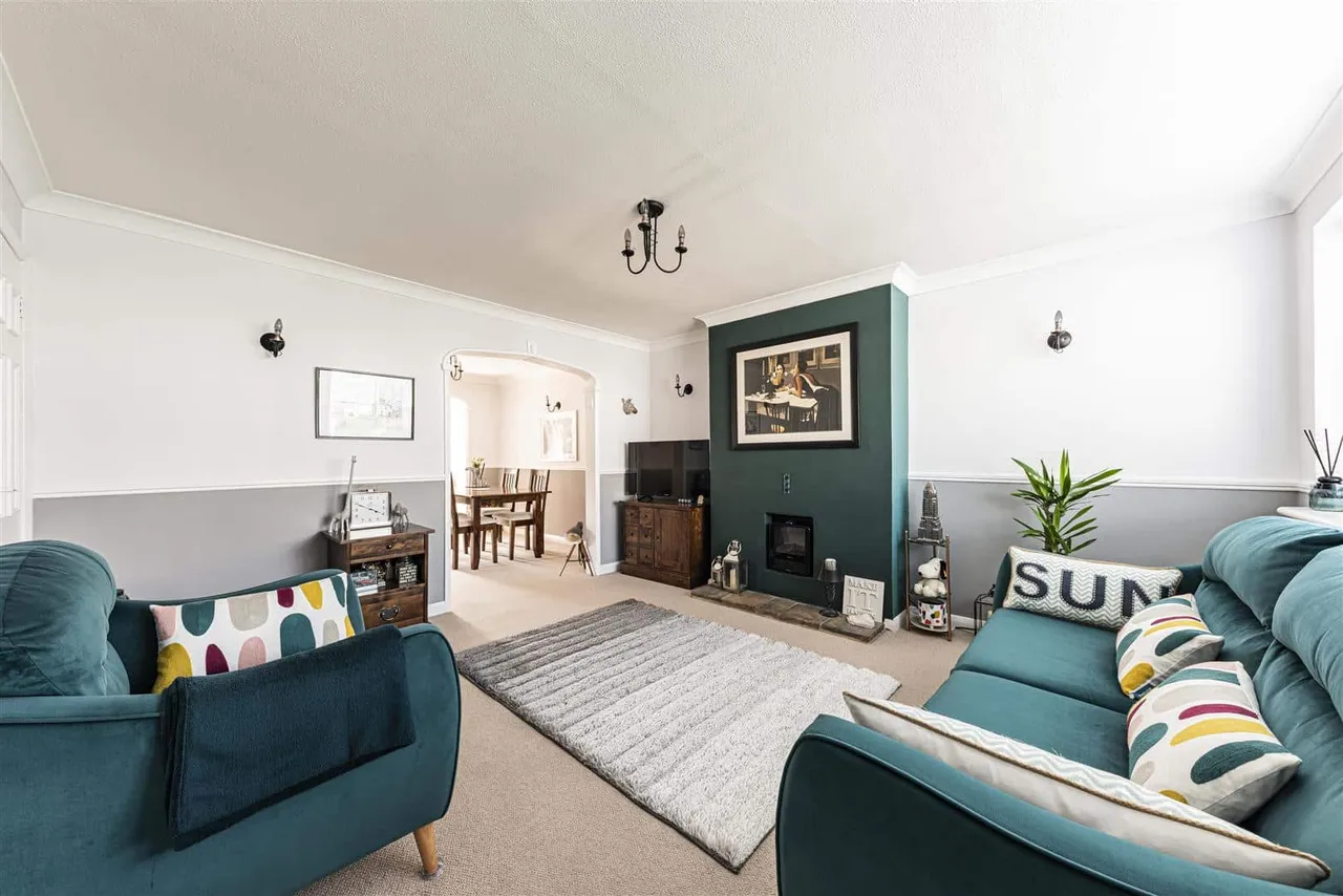 Rumfields Road, Broadstairs, Kent, CT10 2PG, photo 2