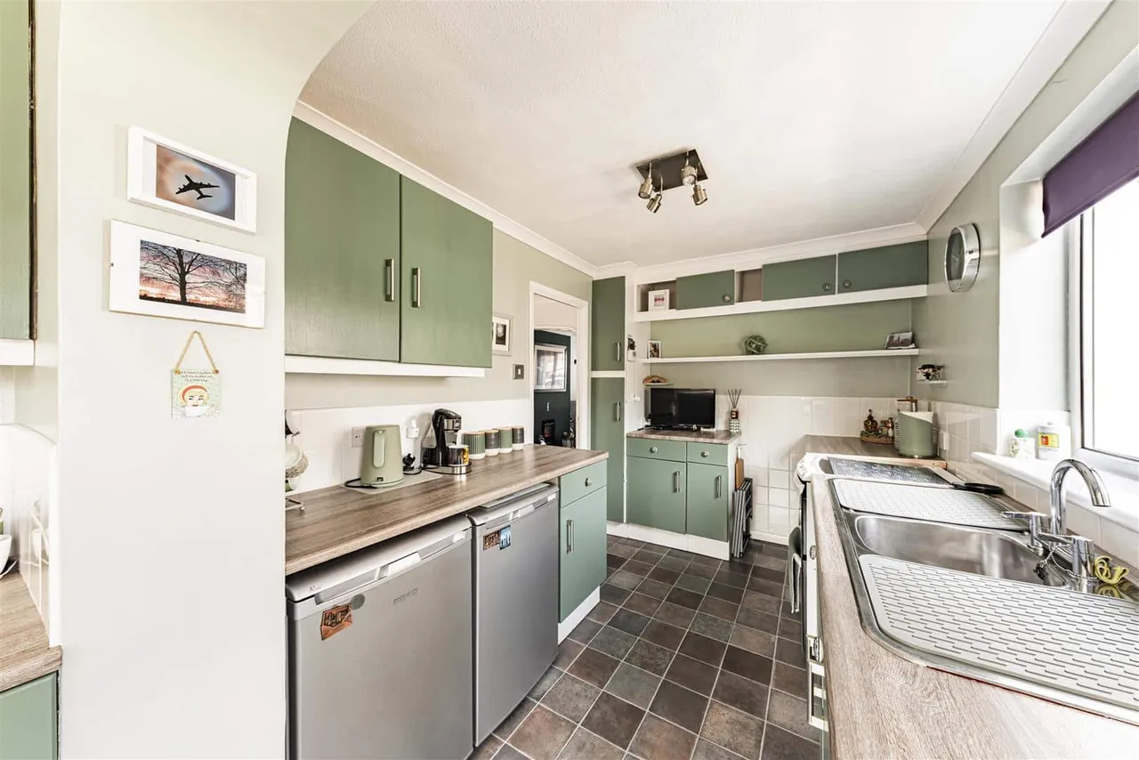 Rumfields Road, Broadstairs, Kent, CT10 2PG, photo 11