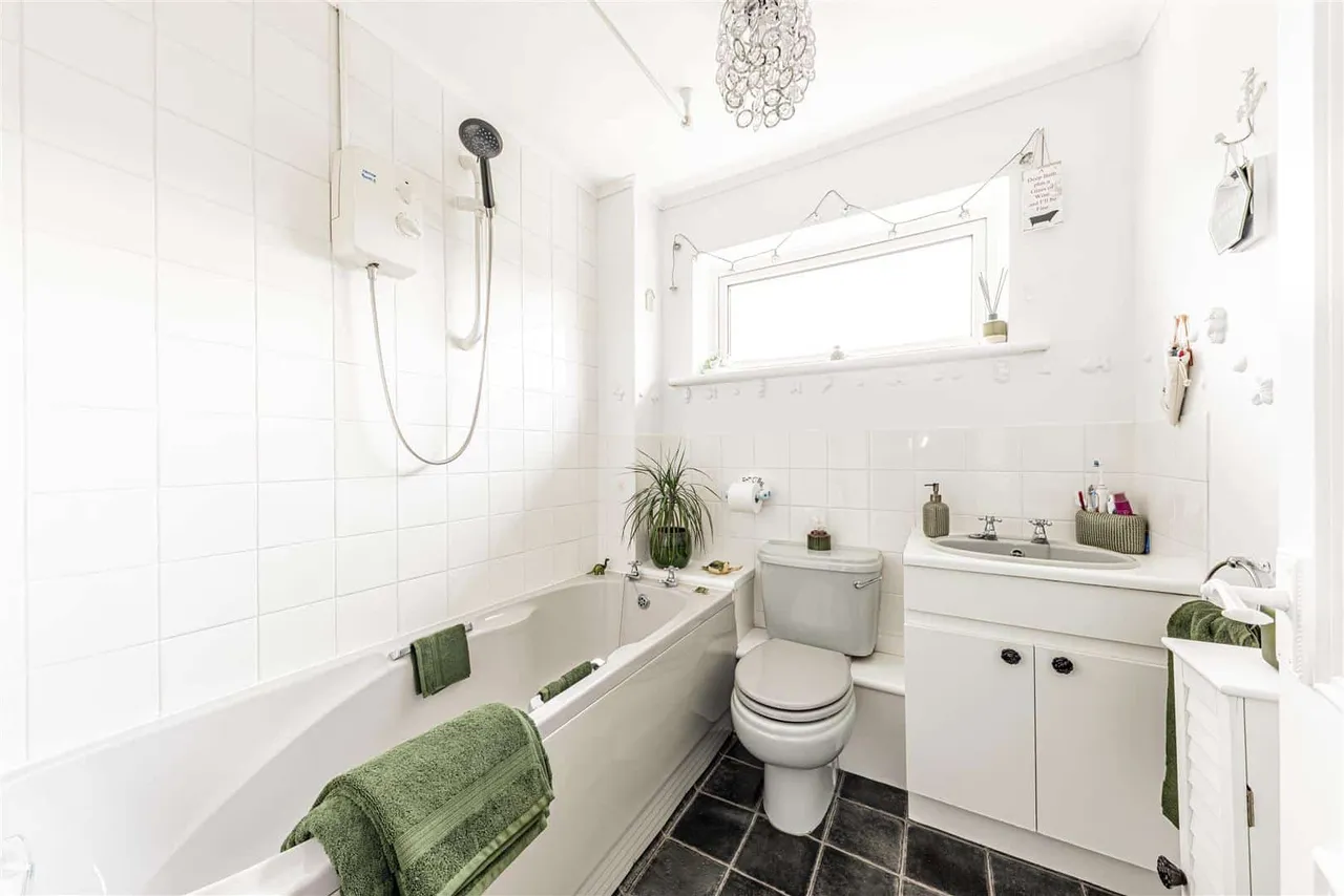 Rumfields Road, Broadstairs, Kent, CT10 2PG, photo 16
