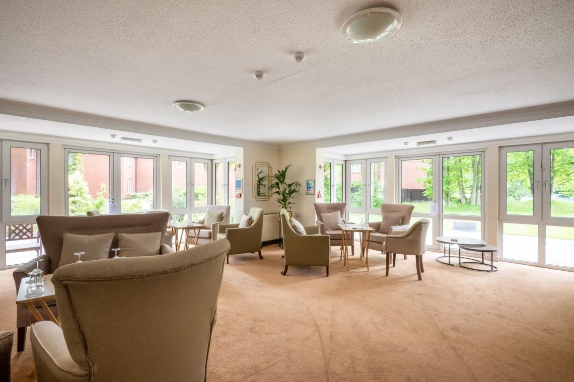 Chase Close, PR8, photo 17