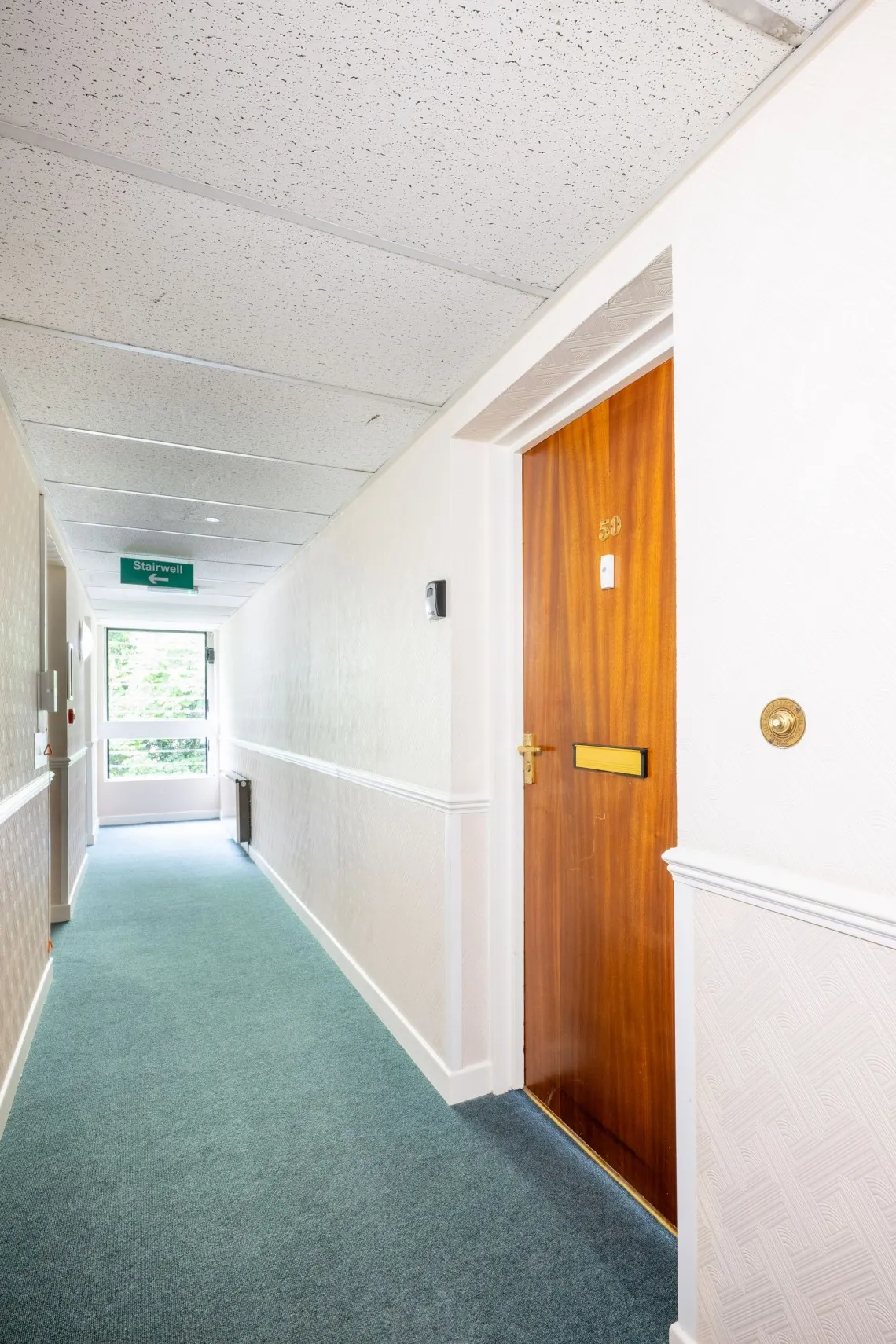 Chase Close, PR8, photo 14