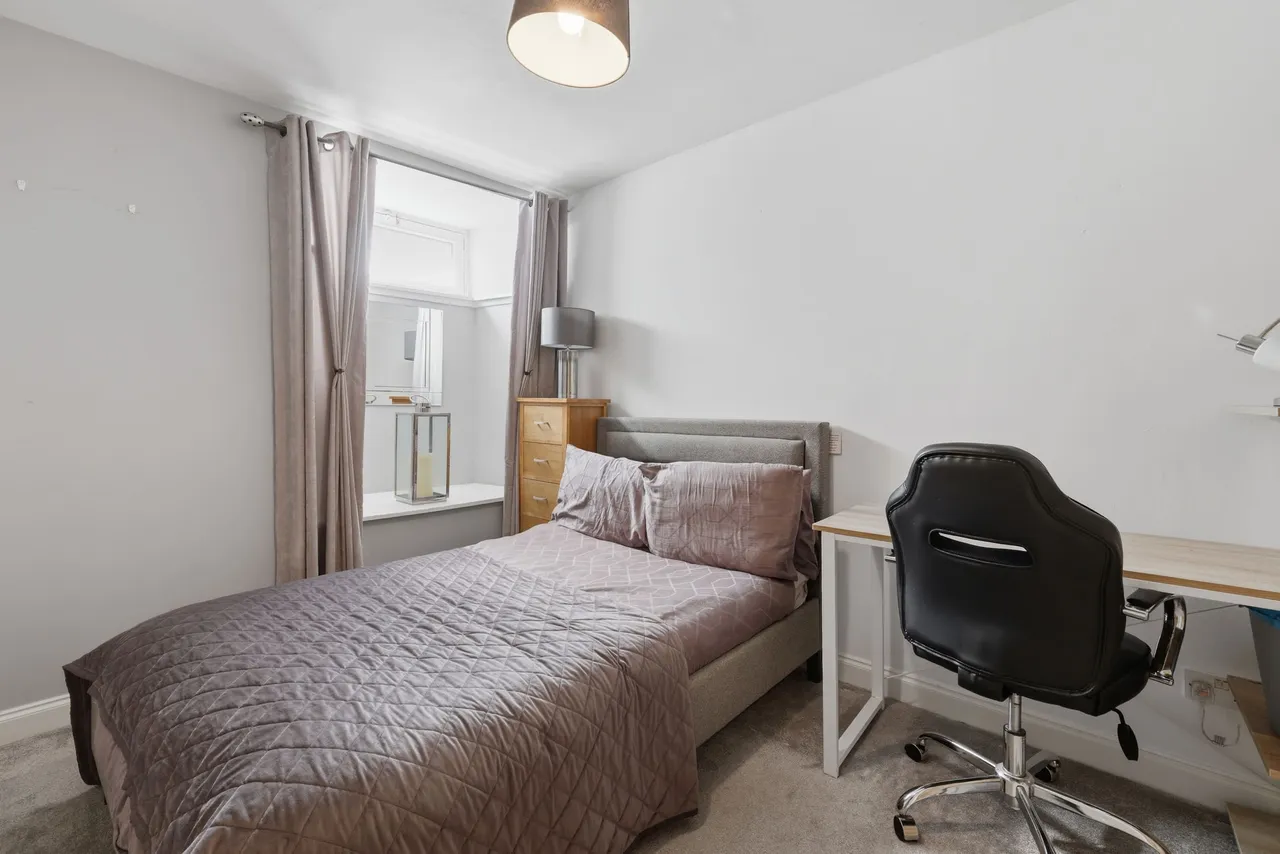 Park Road, Woodlands, G4, photo 15