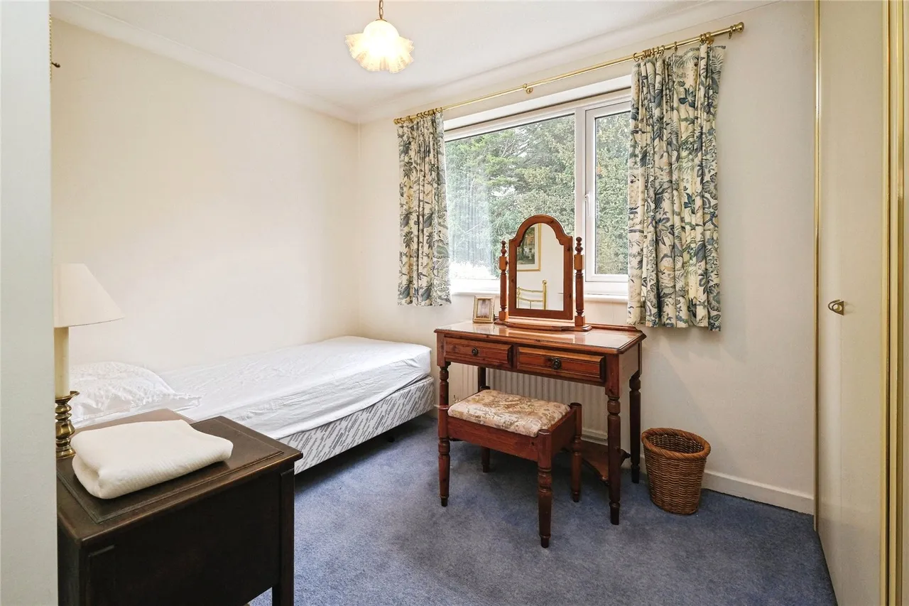 Gipsy Grove, Liverpool, L18, photo 18