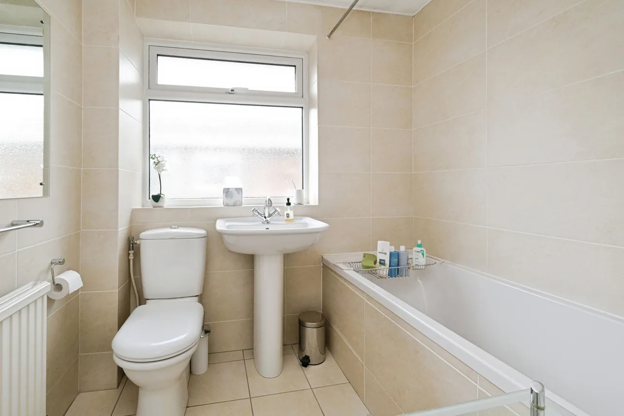 Gipsy Grove, Liverpool, L18, photo 19
