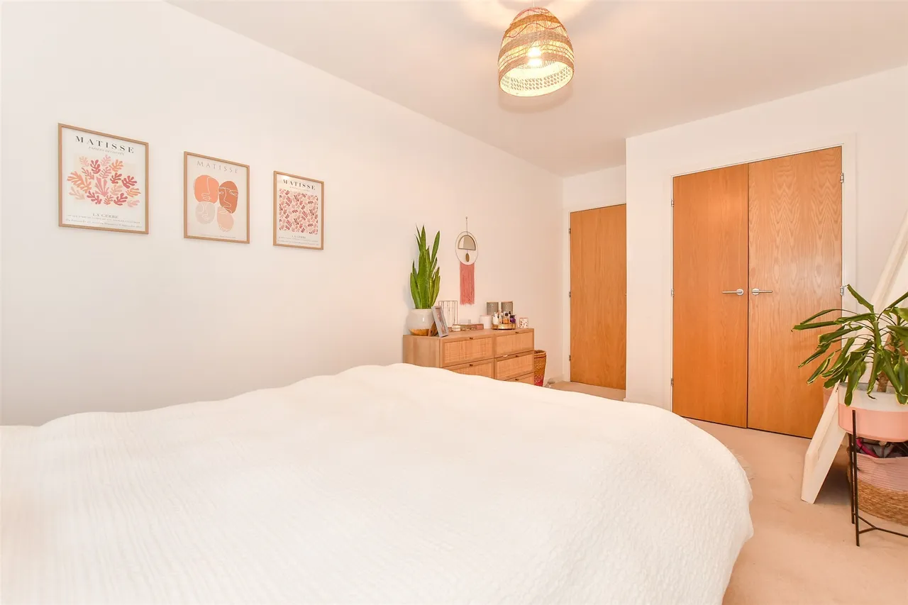 Sovereign Way, Tonbridge, TN9, photo 8