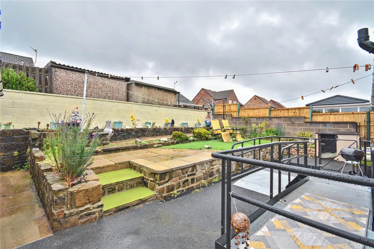 Temple Park Gardens, Leeds, LS15, photo 9