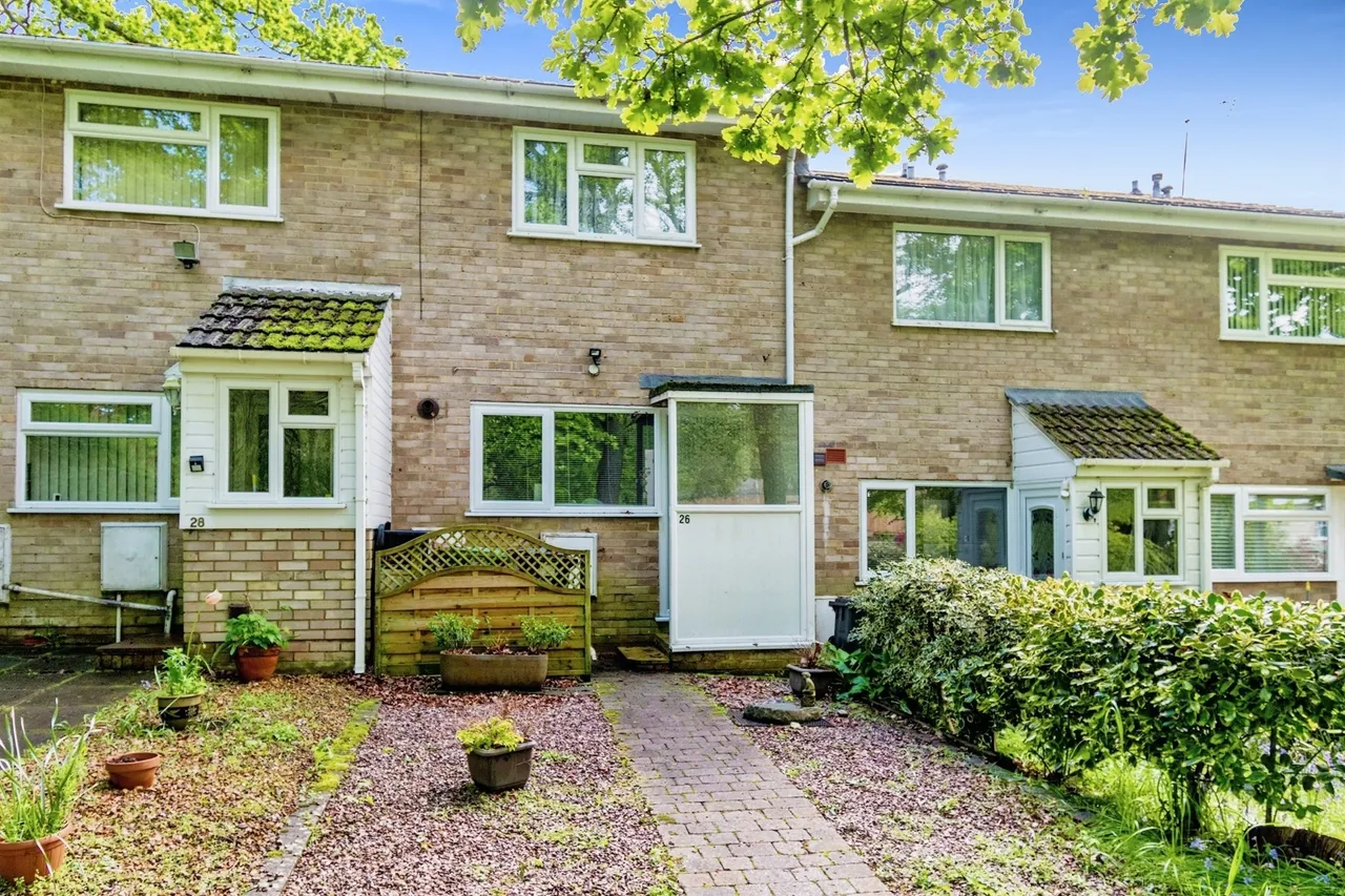 2 bed property to rent — Rachael Close
